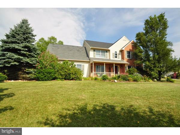 5806 SHADY LN, Nazareth, PA 18064