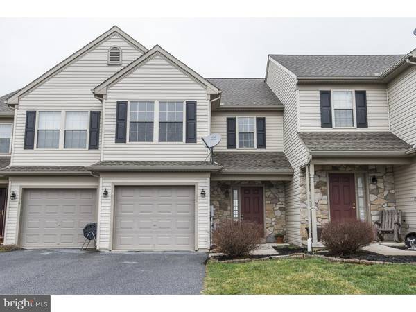 32 GRANITE DR, East Earl, PA 17519