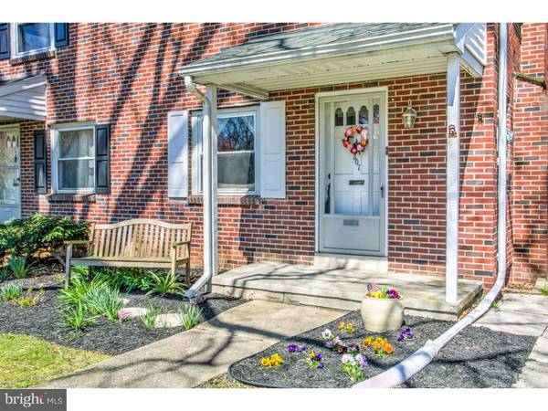 307 E SECOND AVE, Lititz, PA 17543