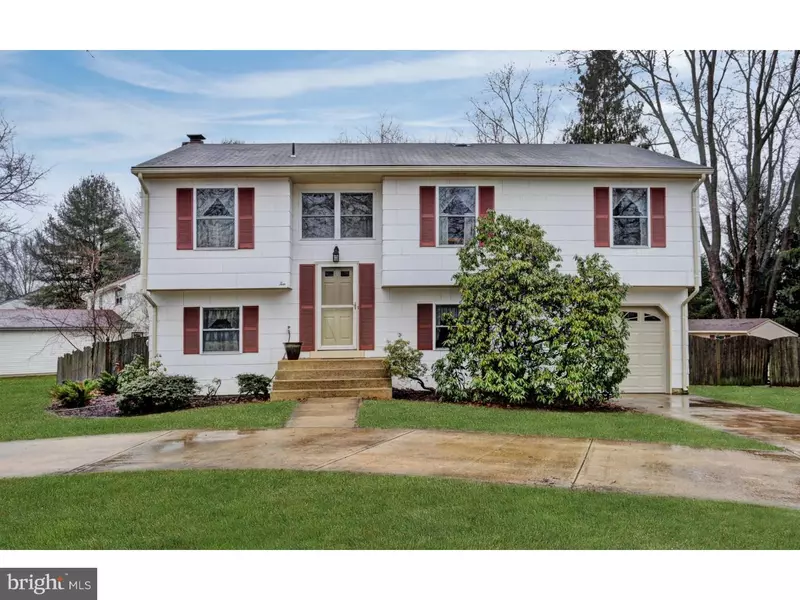 10 WETHERSFIELD DR, Plainsboro, NJ 08536