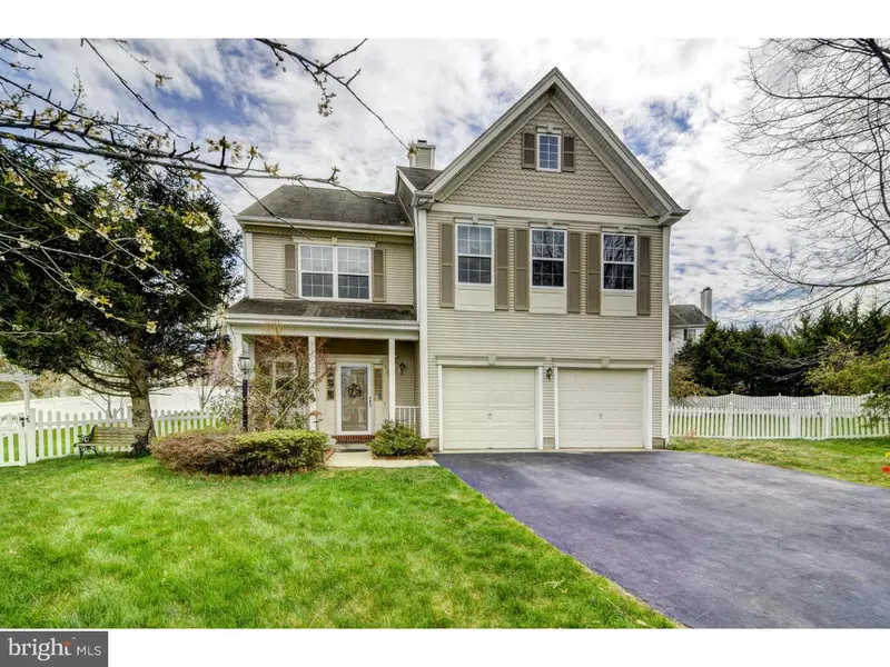 15 OXFORD CT, Kendall Park, NJ 08824