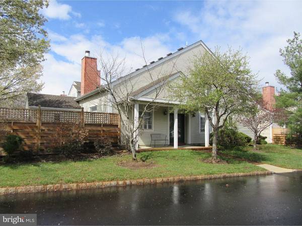 15 RUTLAND LN #A, Monroe, NJ 08831