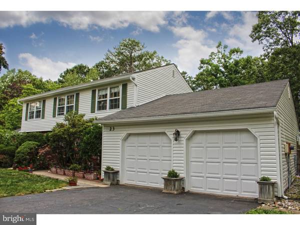 23 LORI ST, Monroe, NJ 08831