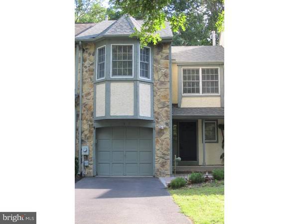 3 DORCHESTER DR, East Brunswick, NJ 08816