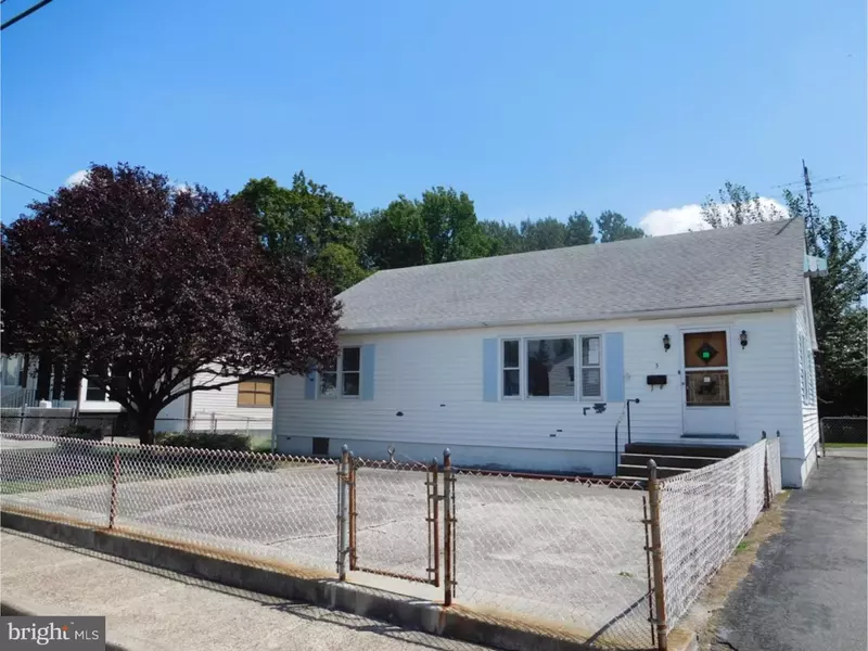 3 GILLISON AVE, Penns Grove, NJ 08069