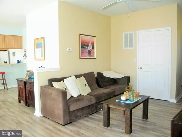 Huntingtown, MD 20639,5128 SHORE DR