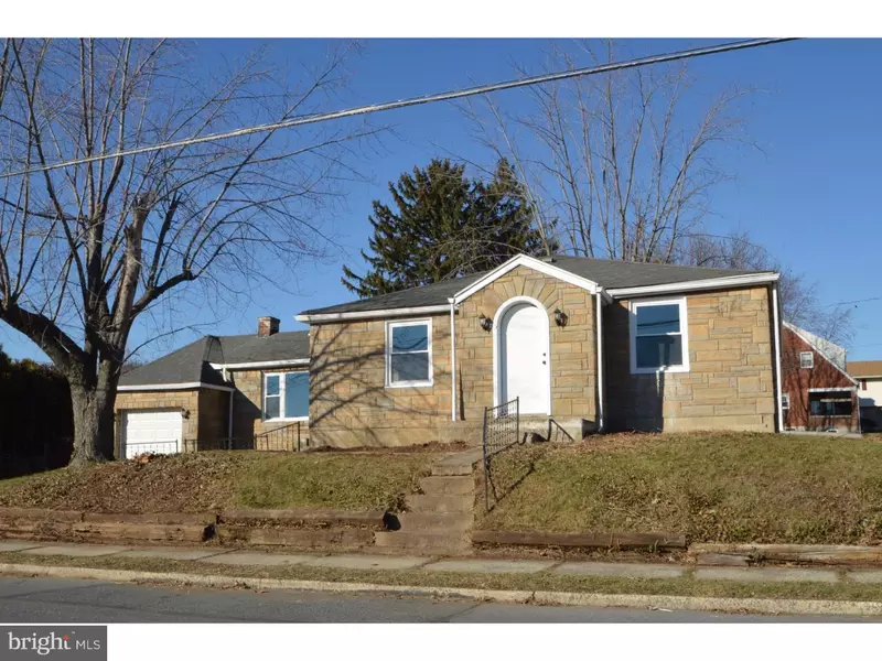 1041 E CEDAR ST, Allentown, PA 18109