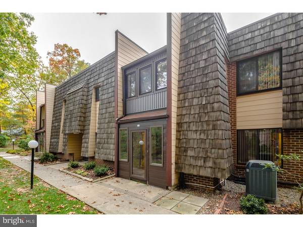 Lower Macungie, PA 18106,1037M VILLAGE ROUND #M