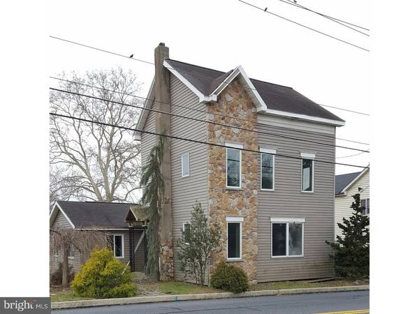 5758 LOWER MACUNGIE RD, Lower Macungie, PA 18062