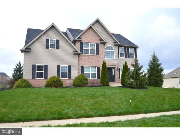 6629 CARMEL DR #101, Macungie, PA 18062