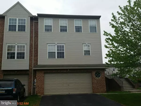 6498 PIONEER DR, Macungie, PA 18062