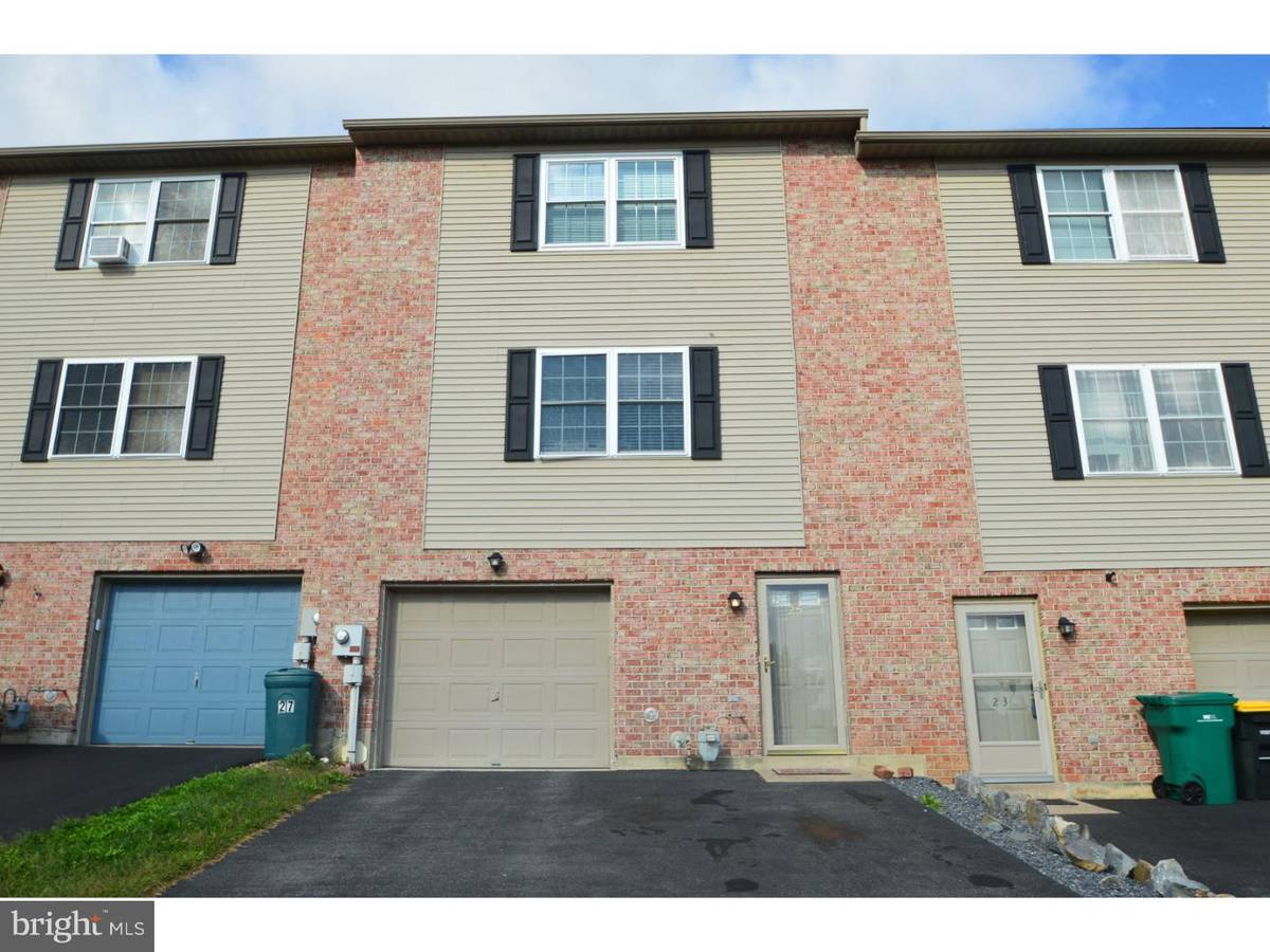 Whitehall, PA 18052,25 JAZZ CIR