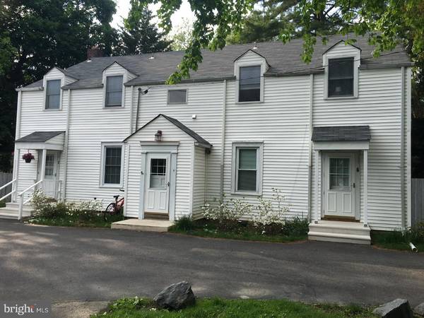 6 LAUREL AVE, Kingston, NJ 08528