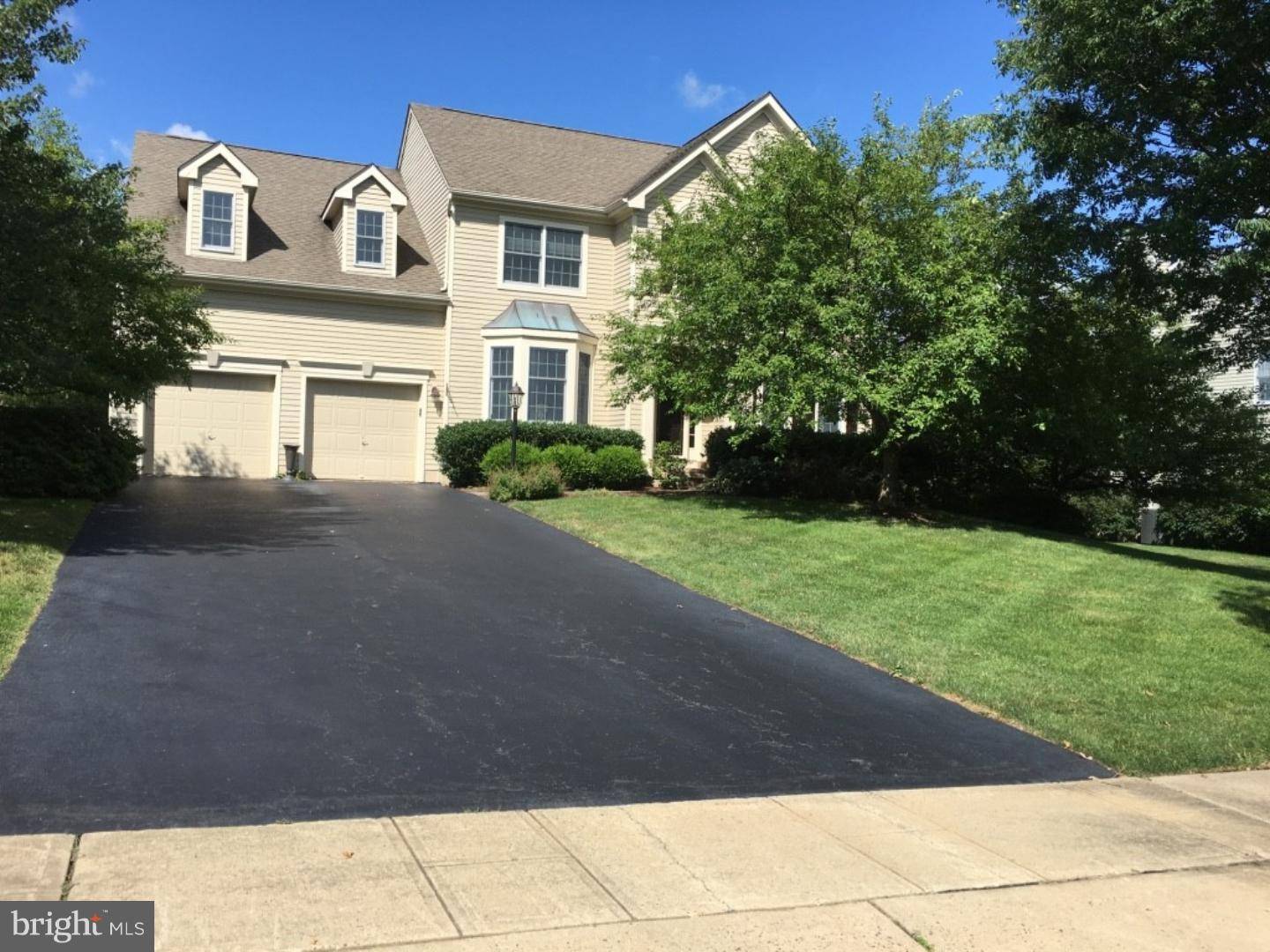 9 SPYGLASS RD, Skillman, NJ 08558