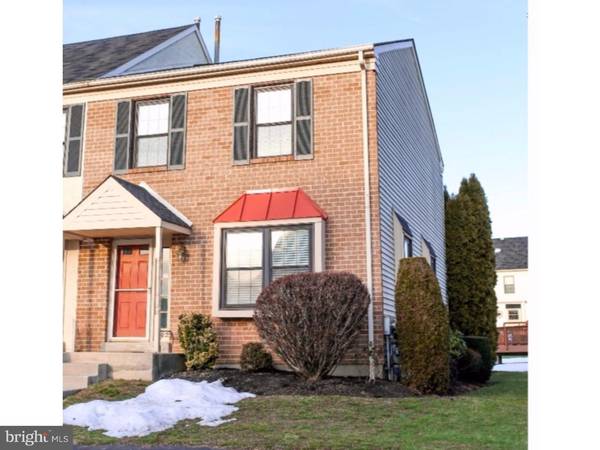 402 CARPENTER CIR, Brookhaven, PA 19015