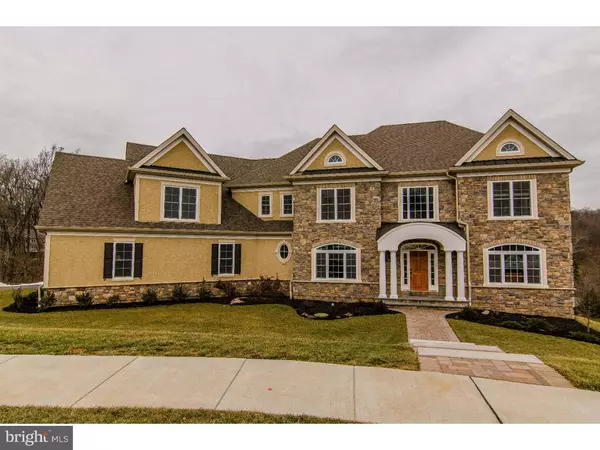 25 OAKMONT CIR, Glen Mills, PA 19342