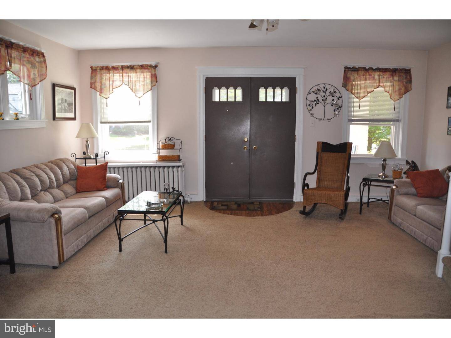 Ardmore, PA 19003,606 GEORGES LN