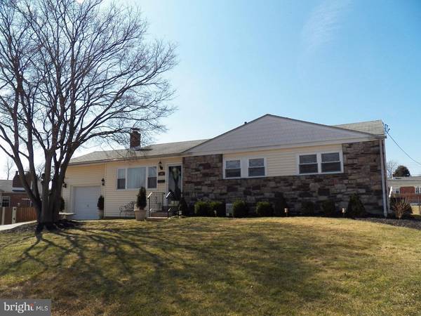 103 SHUBROOK LN, Aston, PA 19014