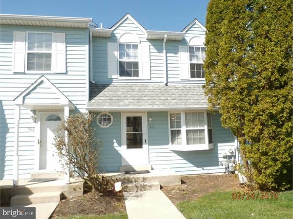 561 APPLEWOOD CT, Aston, PA 19014