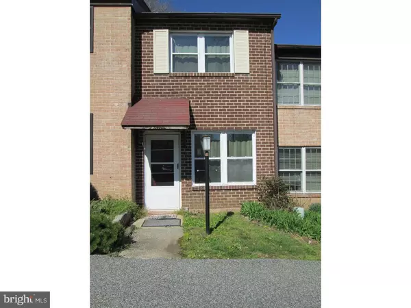 67 PARK VALLEI LN, Parkside, PA 19015