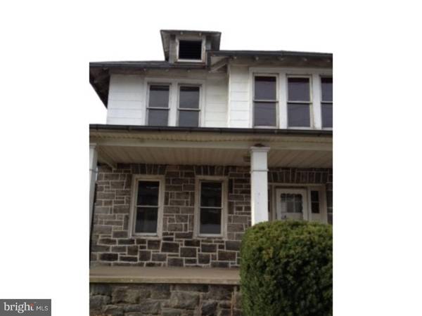 232 CLIFTON AVE, Clifton Heights, PA 19023