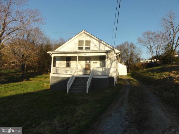 510 MASSANUTTEN ST, Strasburg, VA 22657