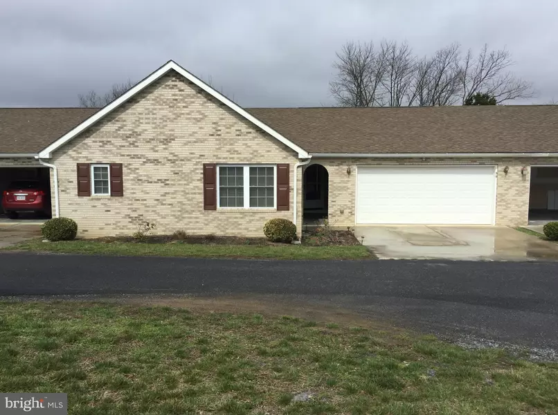 59-D-2 DEAKEN CIR, Strasburg, VA 22657