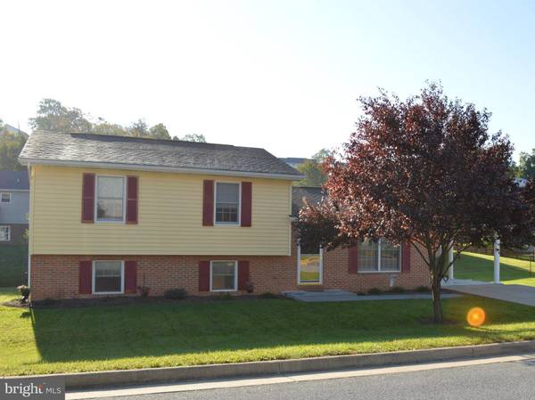 440 VARGHESE DR, Strasburg, VA 22657