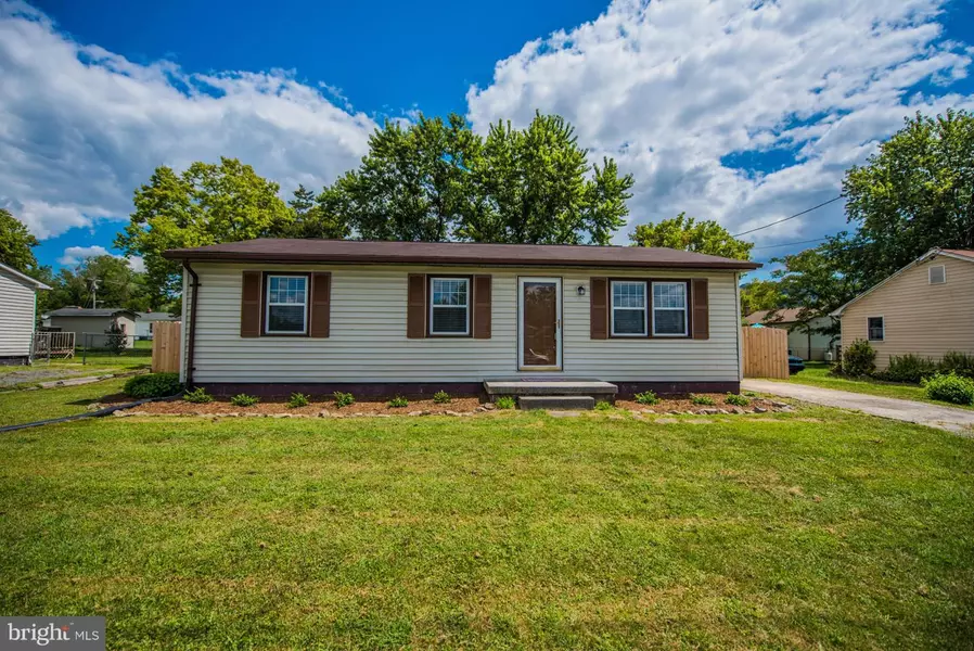 238 STICKLEY ST N, Strasburg, VA 22657