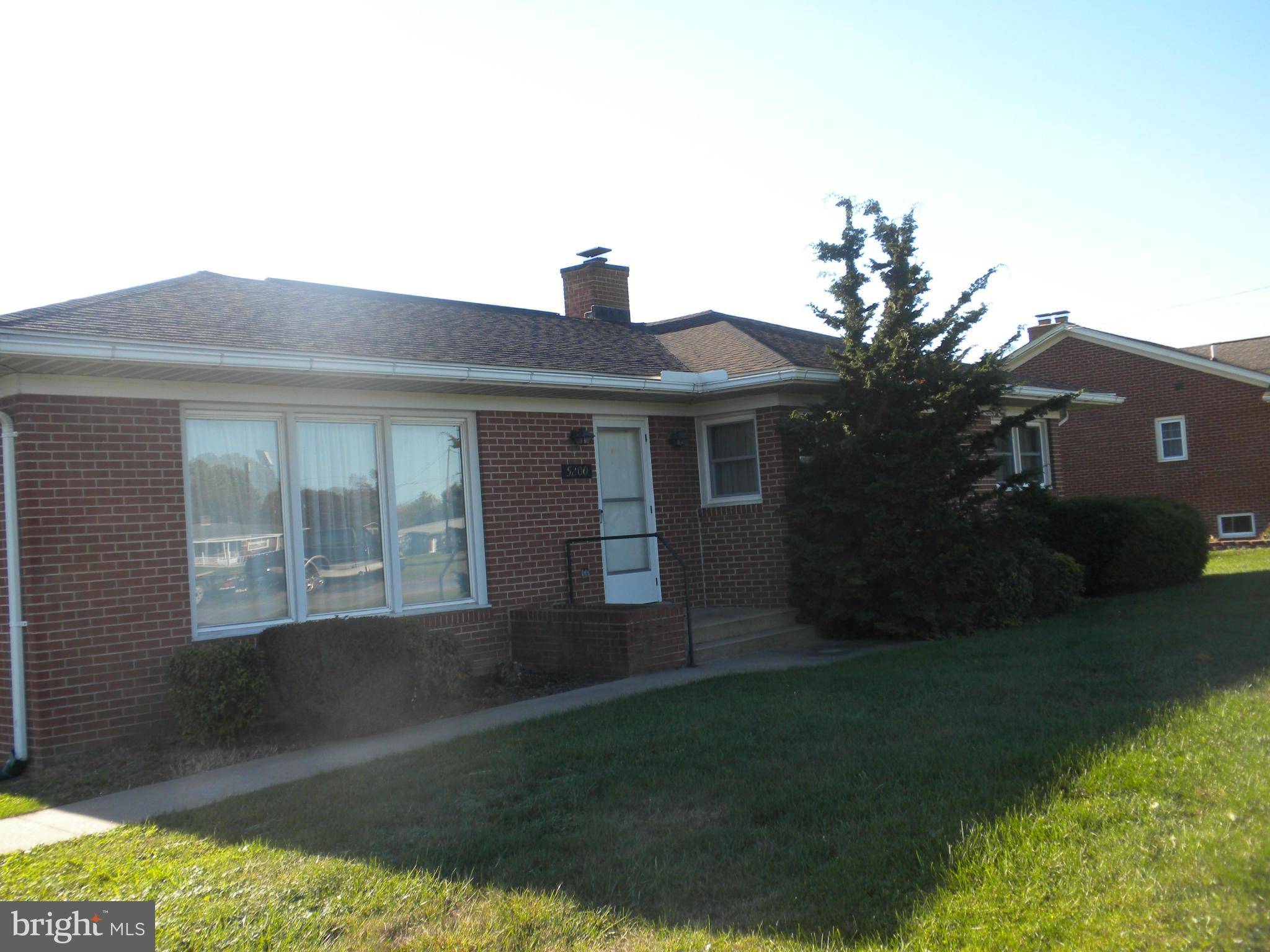 Mount Jackson, VA 22842,5200 DOGWOOD DR