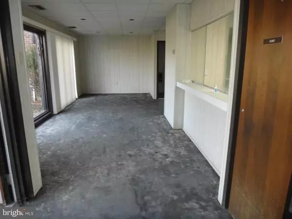 Cumberland, MD 21502,917 SETON DR