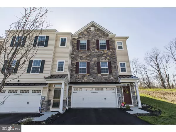 11 SKYLAR CIR, Media, PA 19063