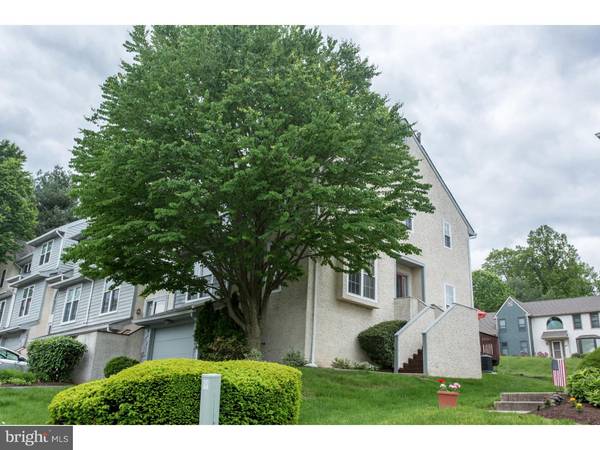 142 KNOLLWOOD CT, Aston, PA 19014