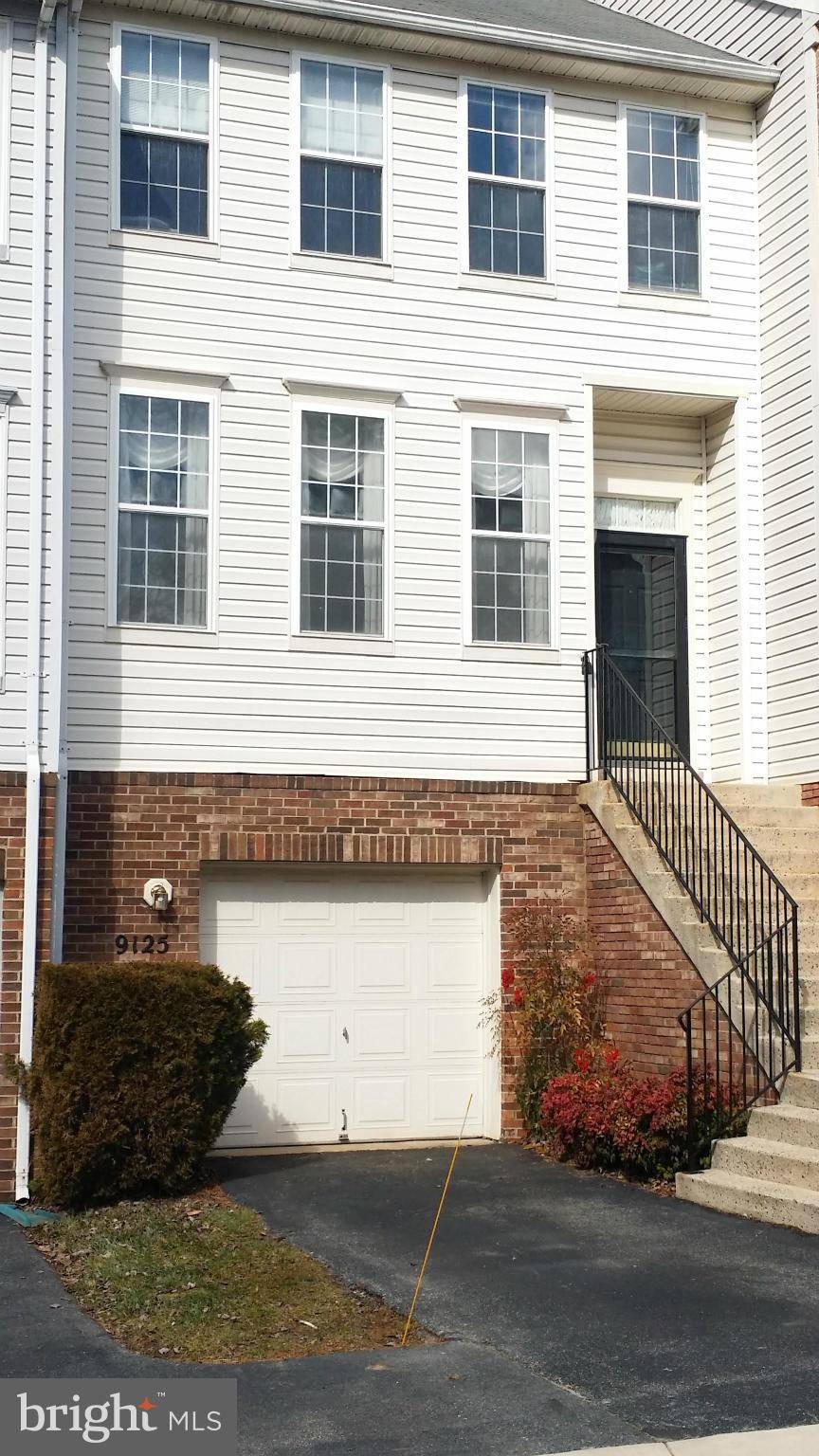 Columbia, MD 21045,9125 CARRIAGE HOUSE LN NW #13