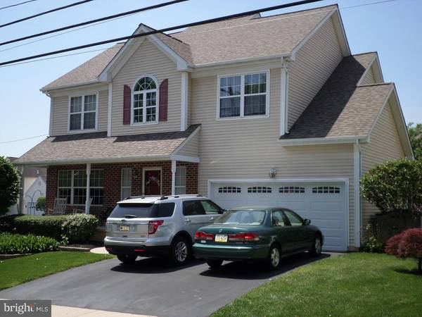 635 AMOSLAND RD, Morton, PA 19070