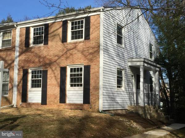 5490 WOODENHAWK CIR, Columbia, MD 21044