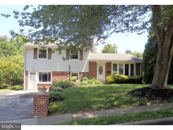 332 CANDLEWOOD RD, Broomall, PA 19008