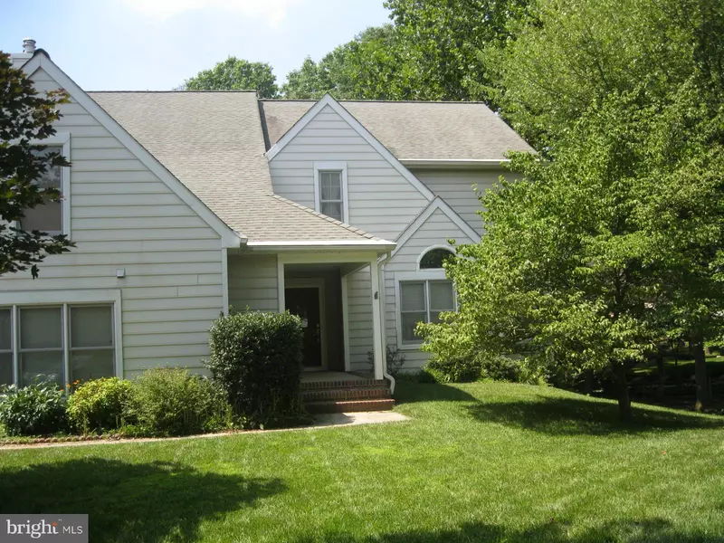 4611 SOMERSET LN, Ellicott City, MD 21042