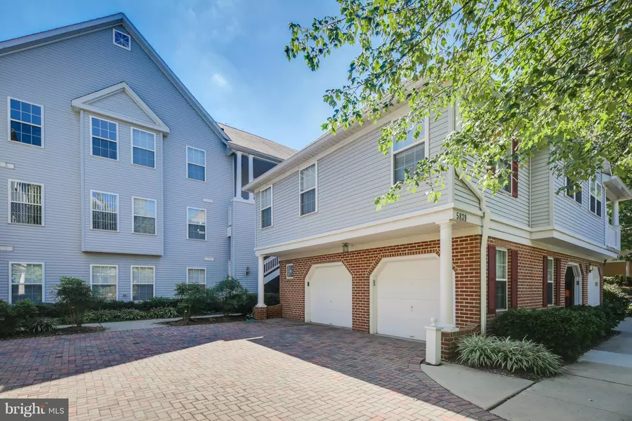 5839 WYNDHAM CIR #304, Columbia, MD 21044