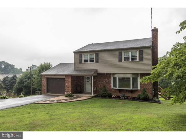 2165 FOULK RD, Garnet Valley, PA 19061