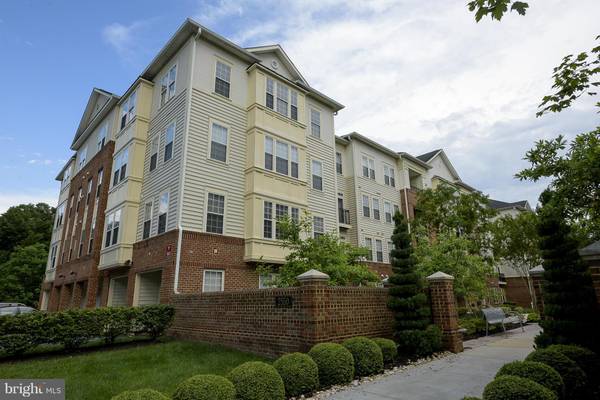 2550 KENSINGTON GDNS #302, Ellicott City, MD 21043