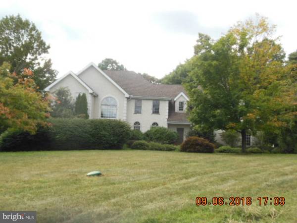 2 VIOLET LN, Glen Mills, PA 19342