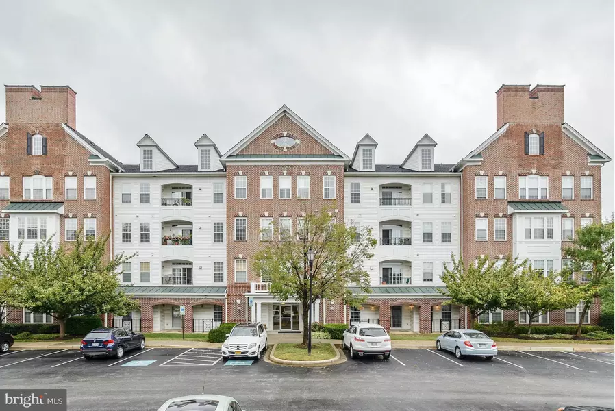 5900 WHALEBOAT DR #302, Clarksville, MD 21029