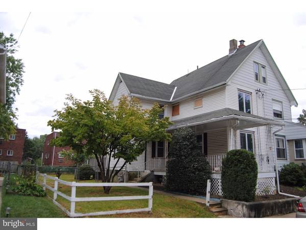 830 WALNUT ST, Collingdale, PA 19023