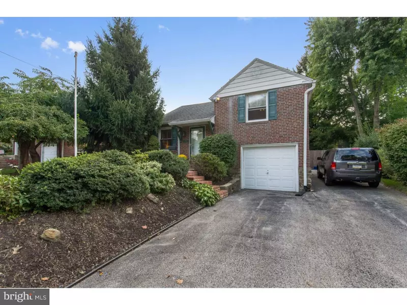 20 N MALIN RD, Broomall, PA 19008