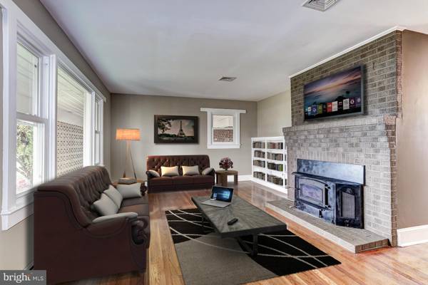 Sperryville, VA 22740,1699 FT VALLEY RD