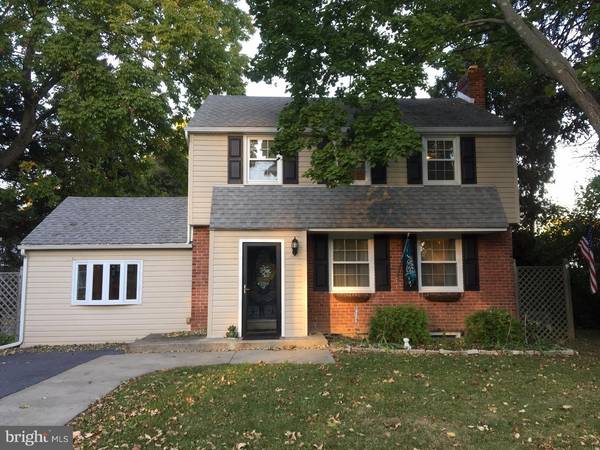 213 W WOODLAND AVE, Springfield, PA 19064