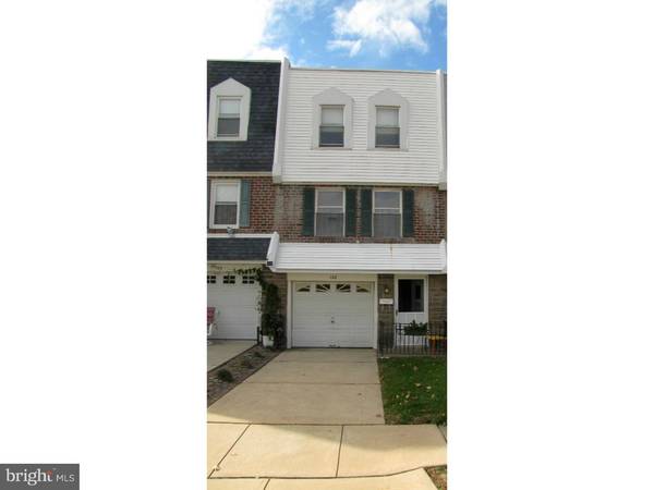 Upper Darby, PA 19082,128 IVY CT