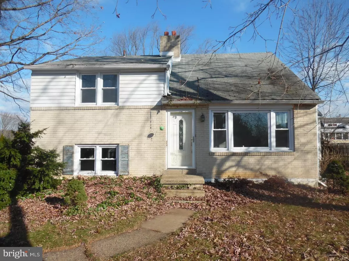 Aston, PA 19063,223 BRAKEL LN