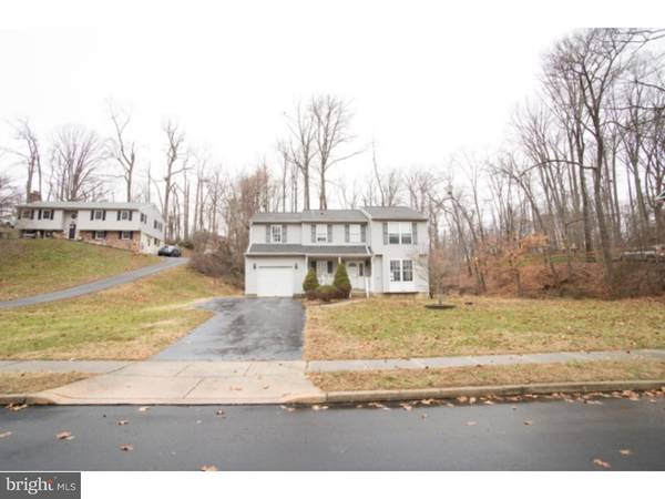 1765 HILLCREST LN, Aston, PA 19014